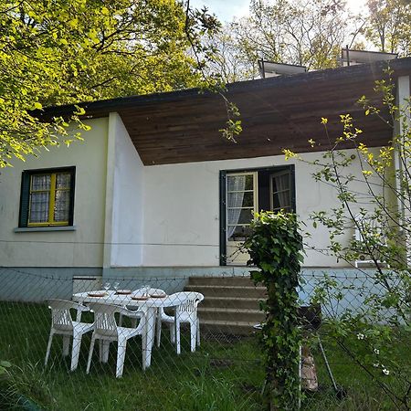 Chalet Au Bord De L'Etang 4 Pers Les Boulmiers Exterior foto